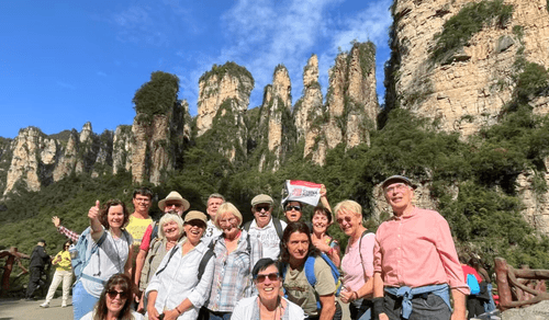 CTH_BLOG_08.25_OWN_Zhangjiajie China Tours group picture