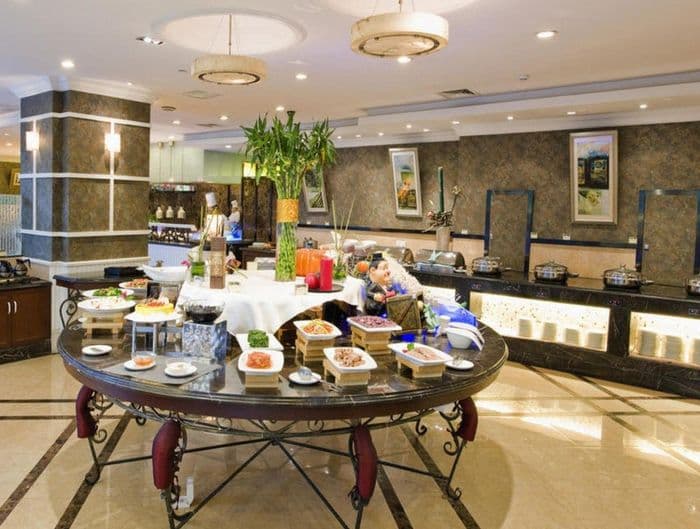 Redstar  culture hotel buffet