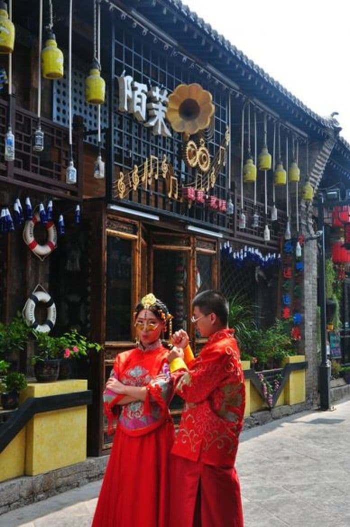 Hochzeitspaar in Pingyao