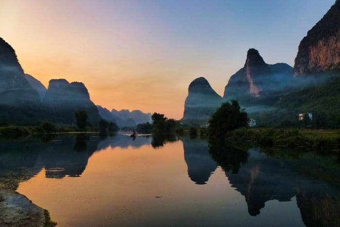 Guilin Landscape Dawn River